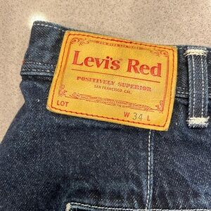 Levi’s red label barrel dark wash crop denim